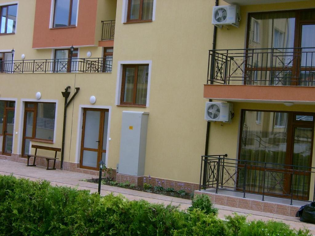 Siana 3 Suits Pomorie Kültér fotó